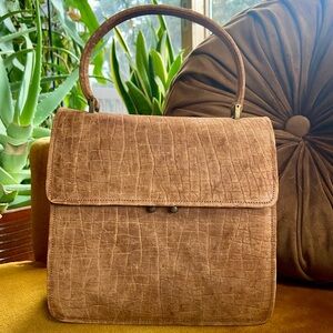 Elegant Tan Leather Handbag